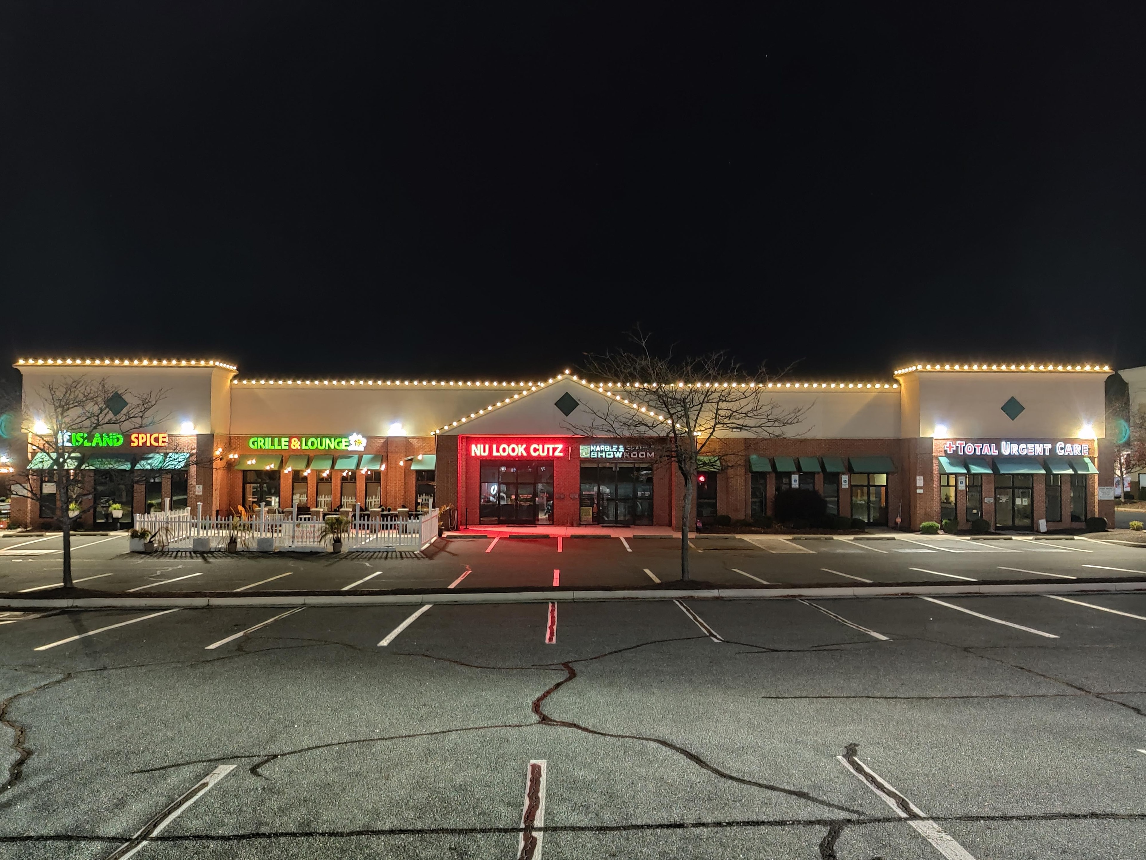 Commercial Outdoor Lighting for Maryland Businesses: Boost Visibility and Curb Appeal
